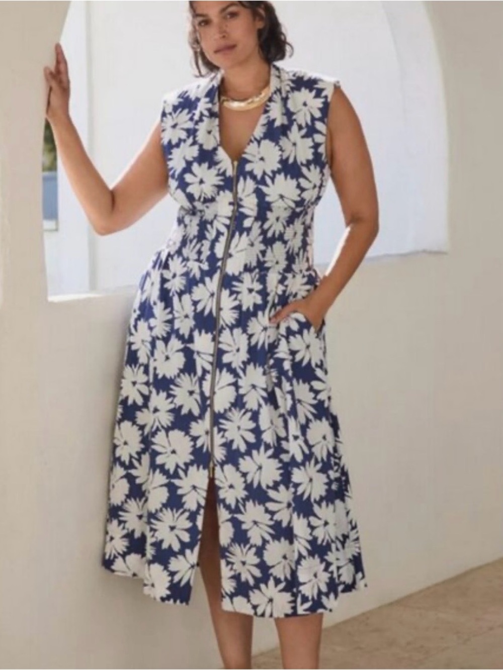 Anthropologie The Tommie Navy Blue and White Floral  Smocked Pleated Midi Dress